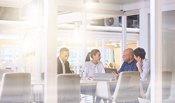 Choosing the Right Financial Advisory Firm with Confidence